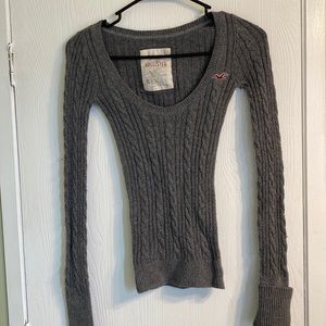 Hollister sweater
